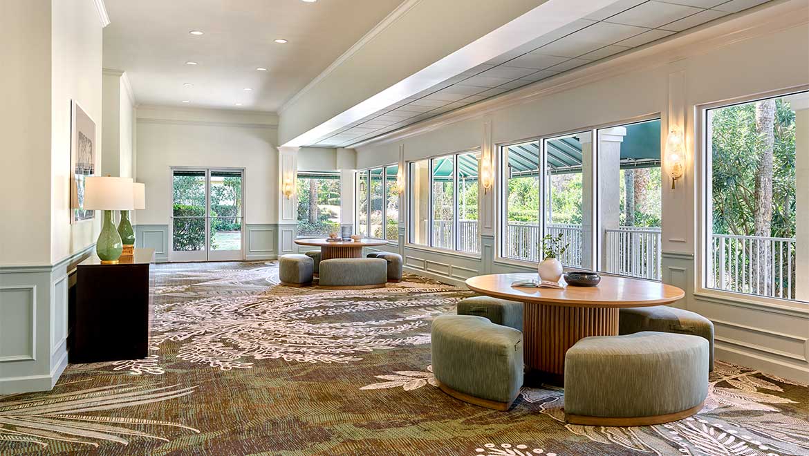 Live Oak Foyer