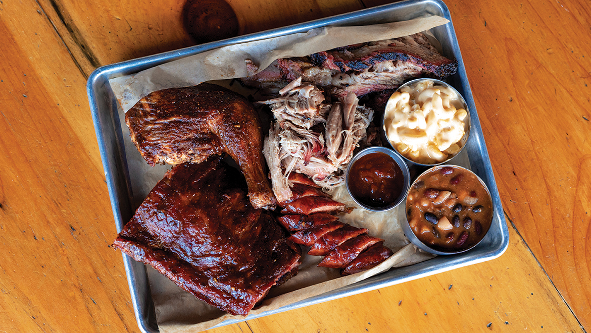 BBQ Plate at Falcon's Nest