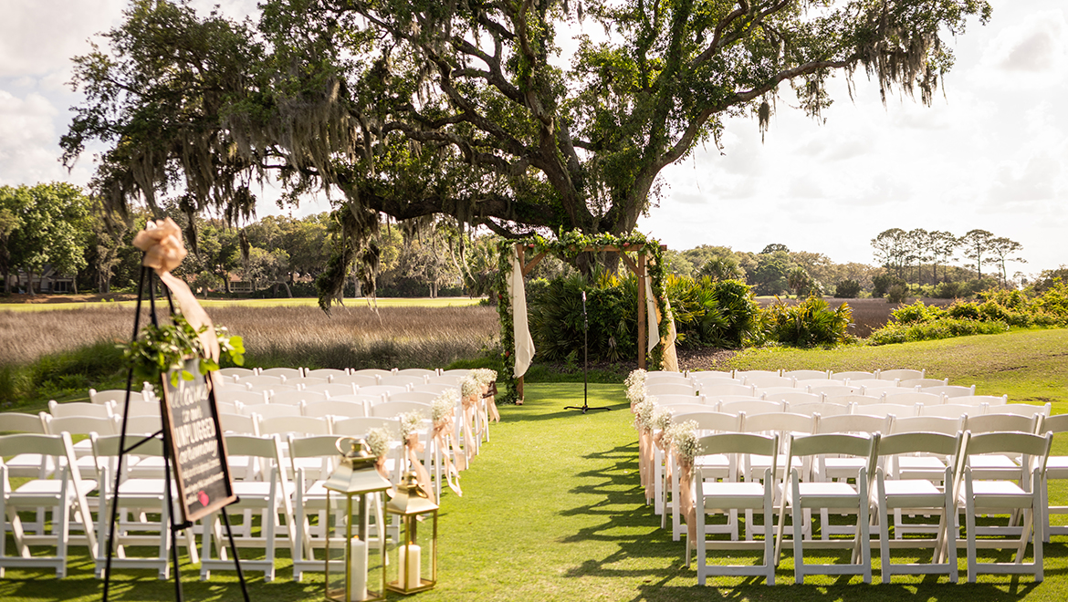 Oak Point Lawn Wedding