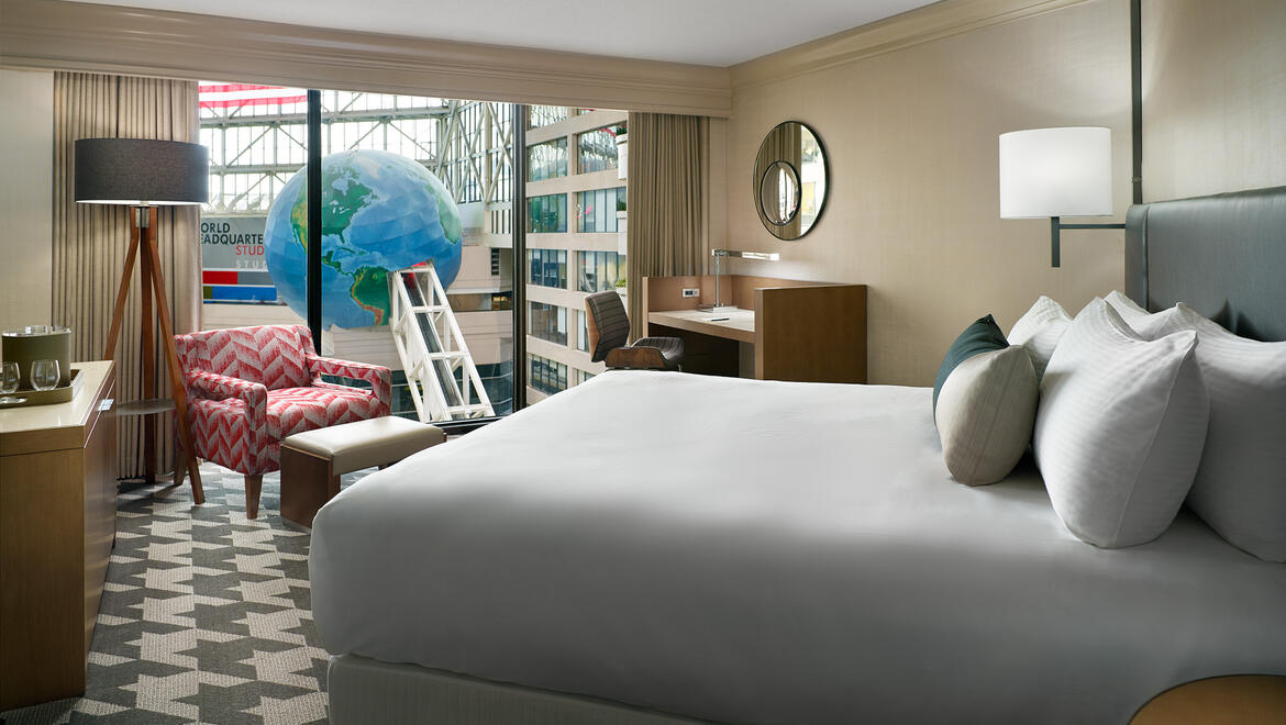Luxury Suites In Atlanta Omni Atlanta Hotel At Cnn Center