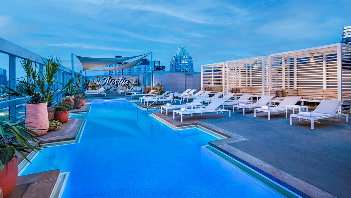 Rooftop Pool - Omni Austin Hotel Downtown