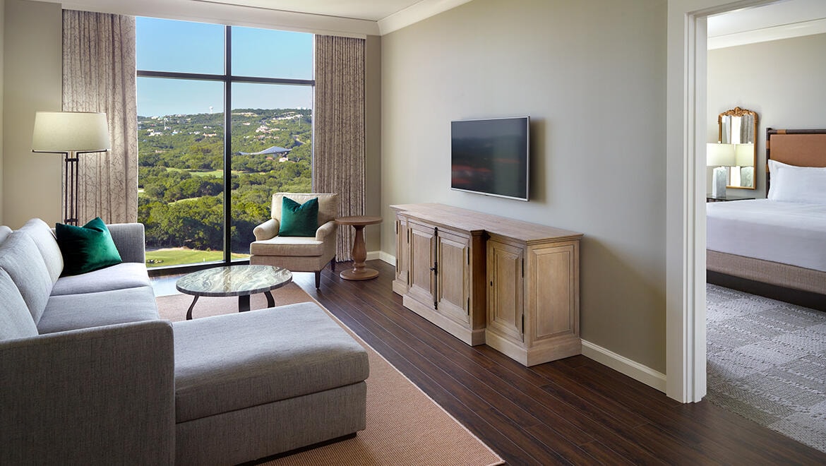 Signature Fairway Suite Living Area