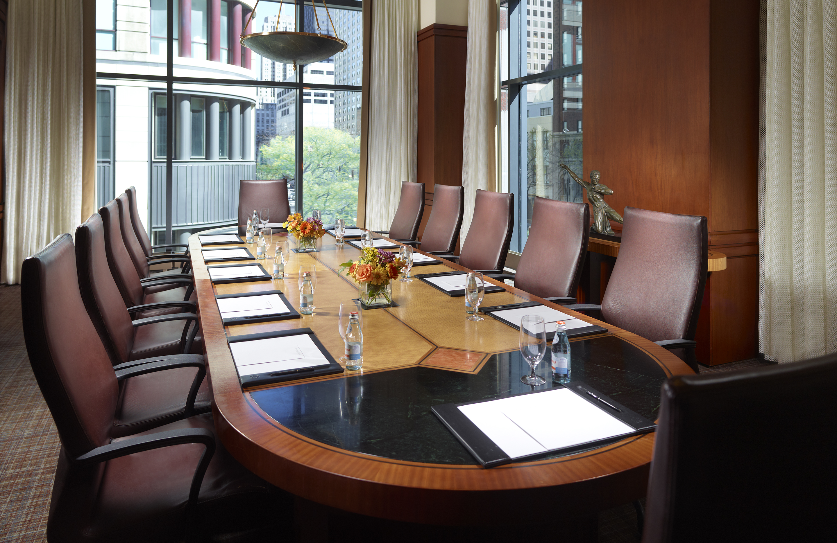 Omni Chicago Hotel | Hotels Downtown Chicago, IL