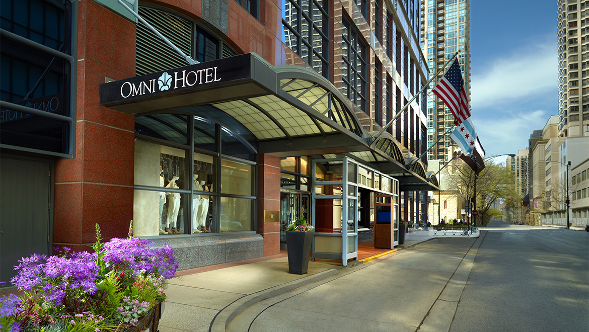Omni Chicago Hotel Entrance
