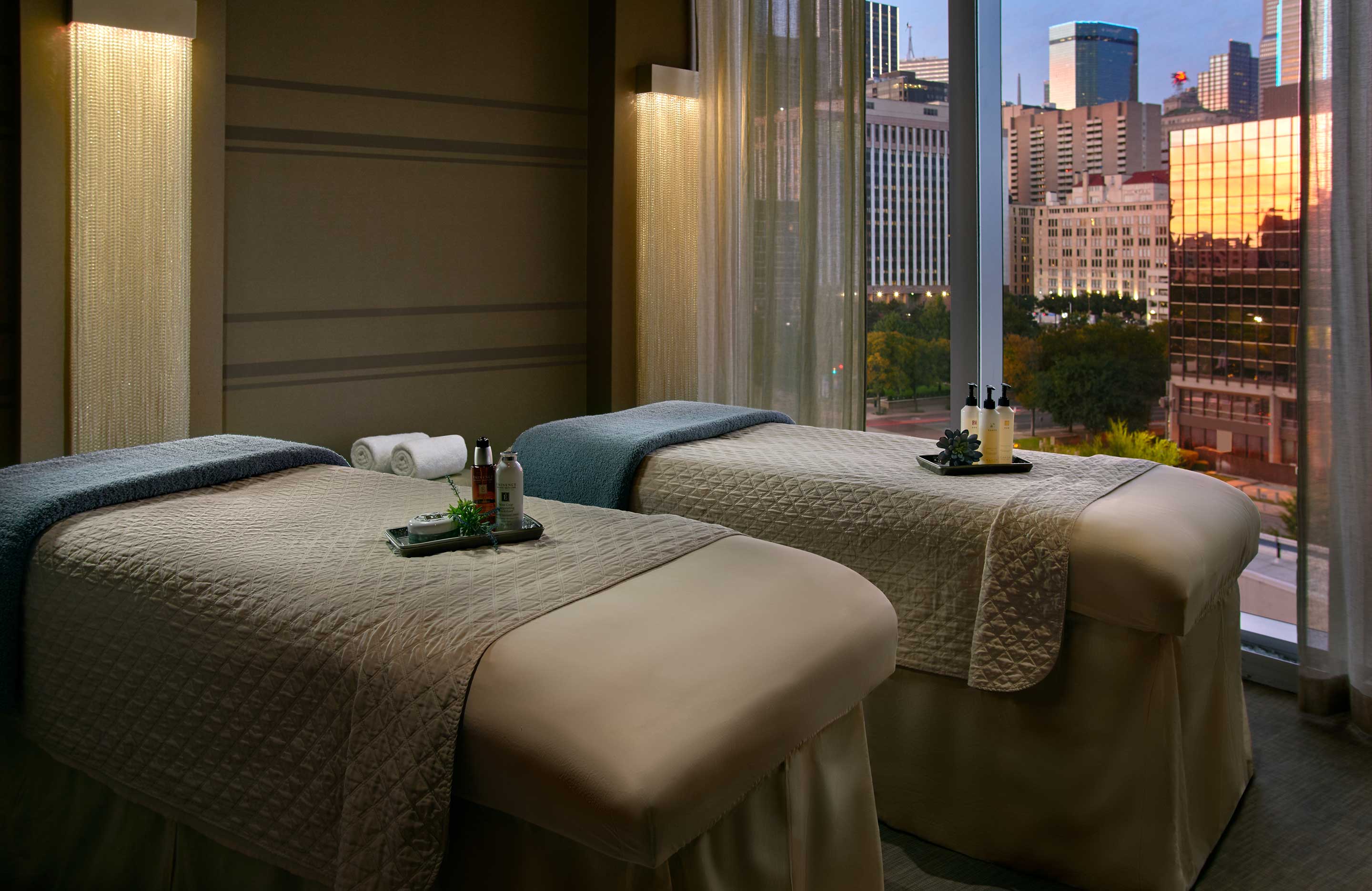 Omni Dallas Hotel | Hotels in Downtown Dallas, TX