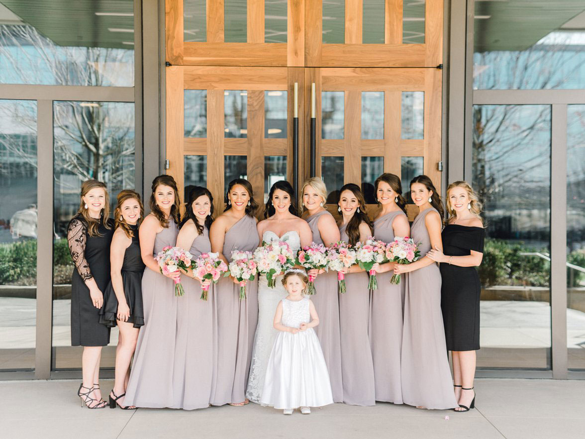 Bridal Party with Bouquets