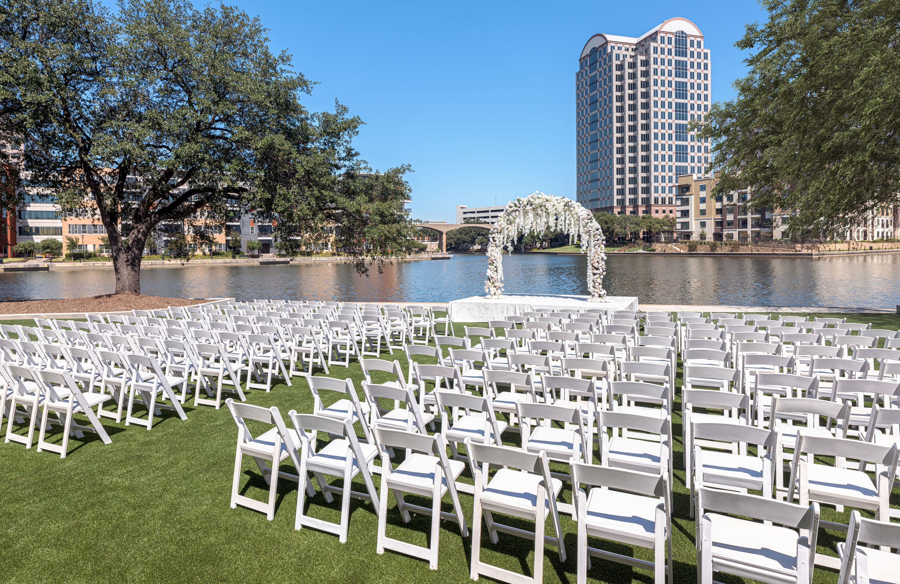 Las Colinas Wedding Venue | Wedding at Omni Las Colinas Hotel, image size:2880x1870