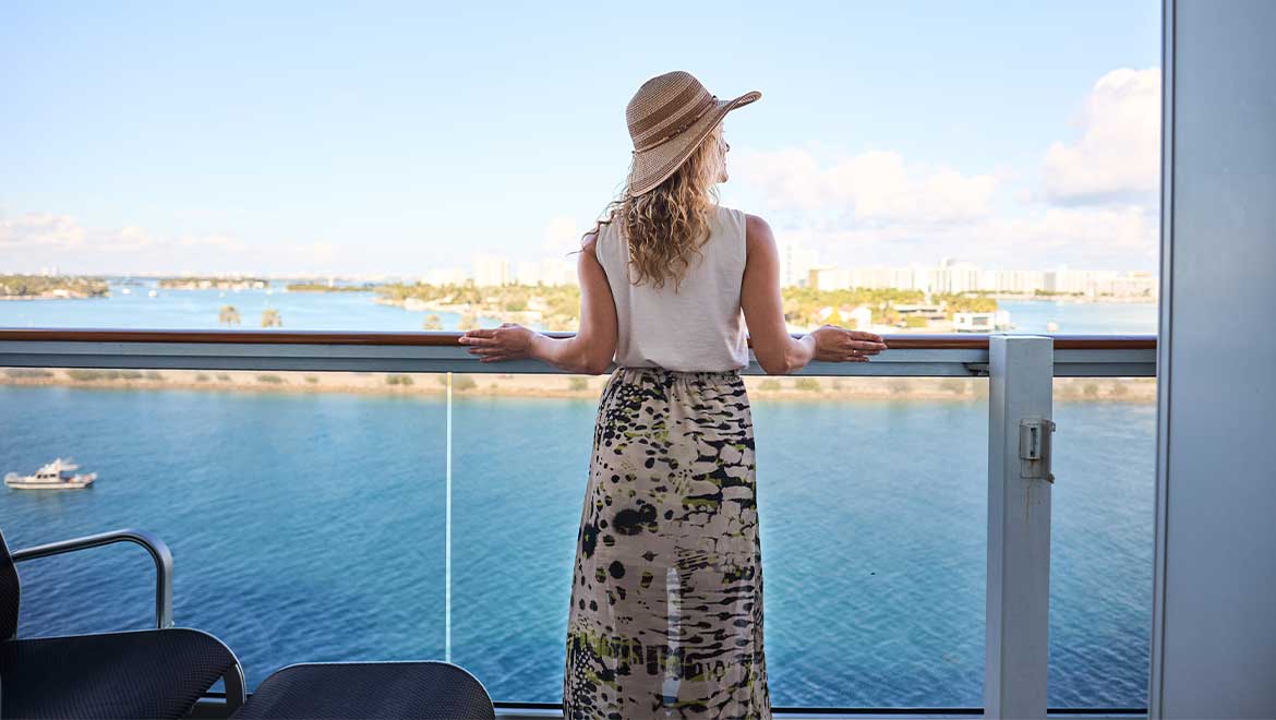 Sail & Stay