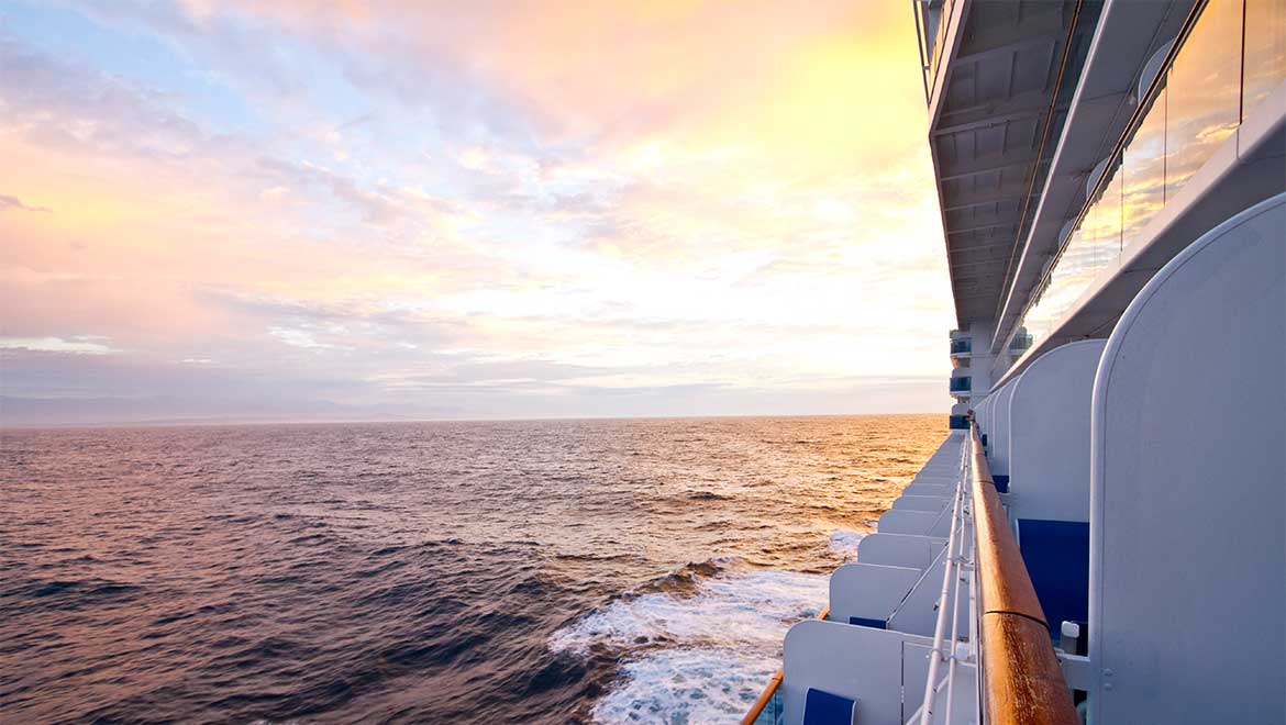 Sail & Stay Experience