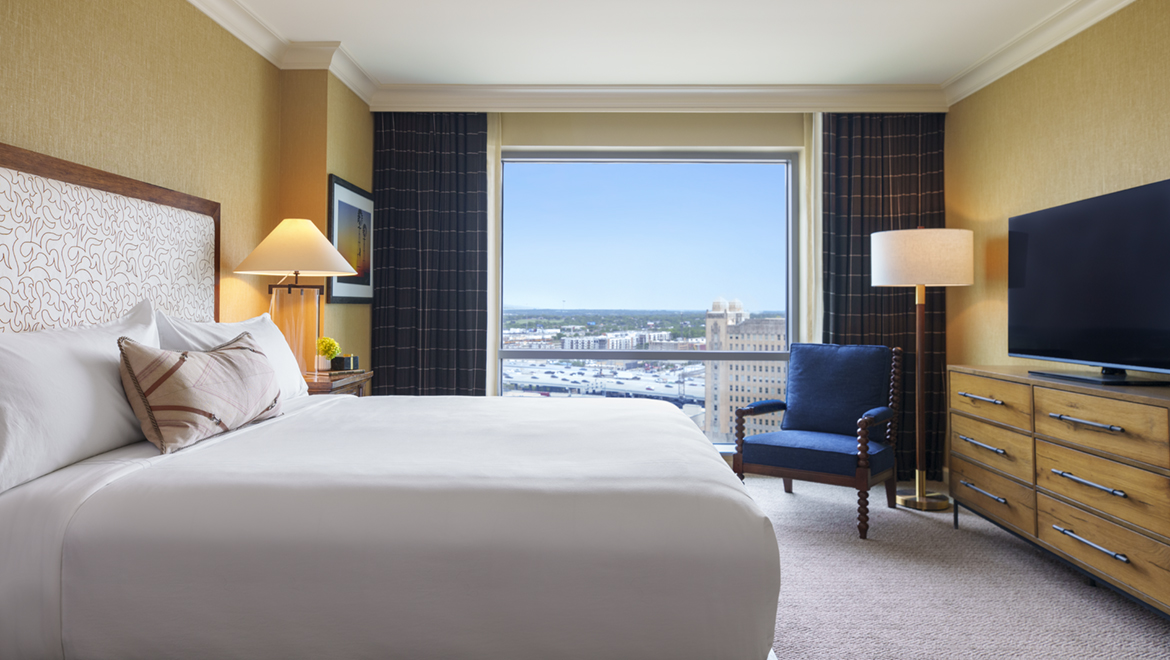 Rye Suite Bedroom - Omni Fort Worth Hotel