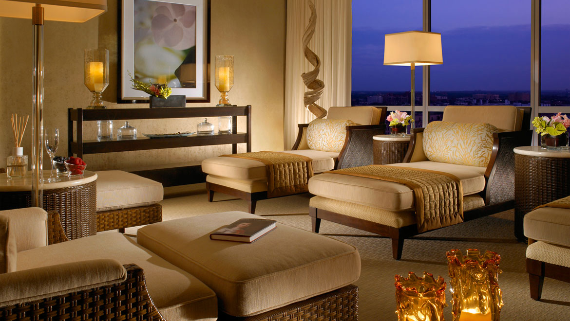 Fort Worth hotel spa lounge 