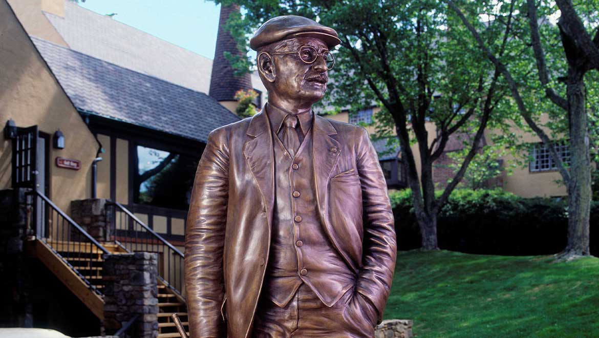 Donald Ross statue
