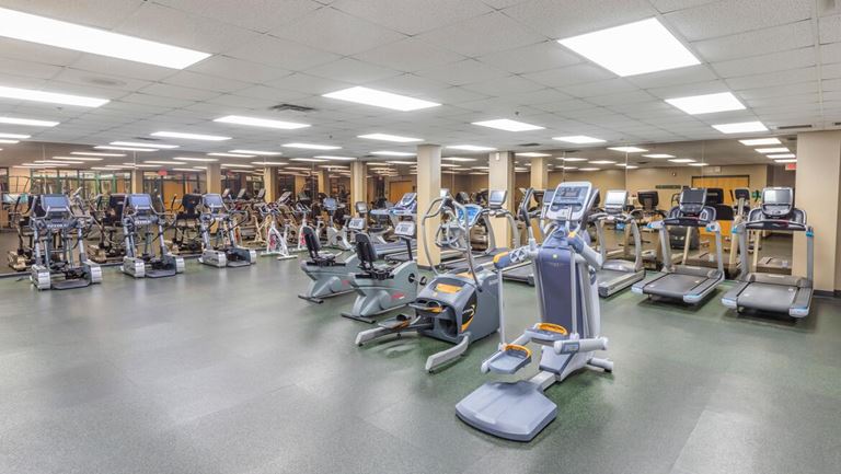 Sports Complex Cardio Room