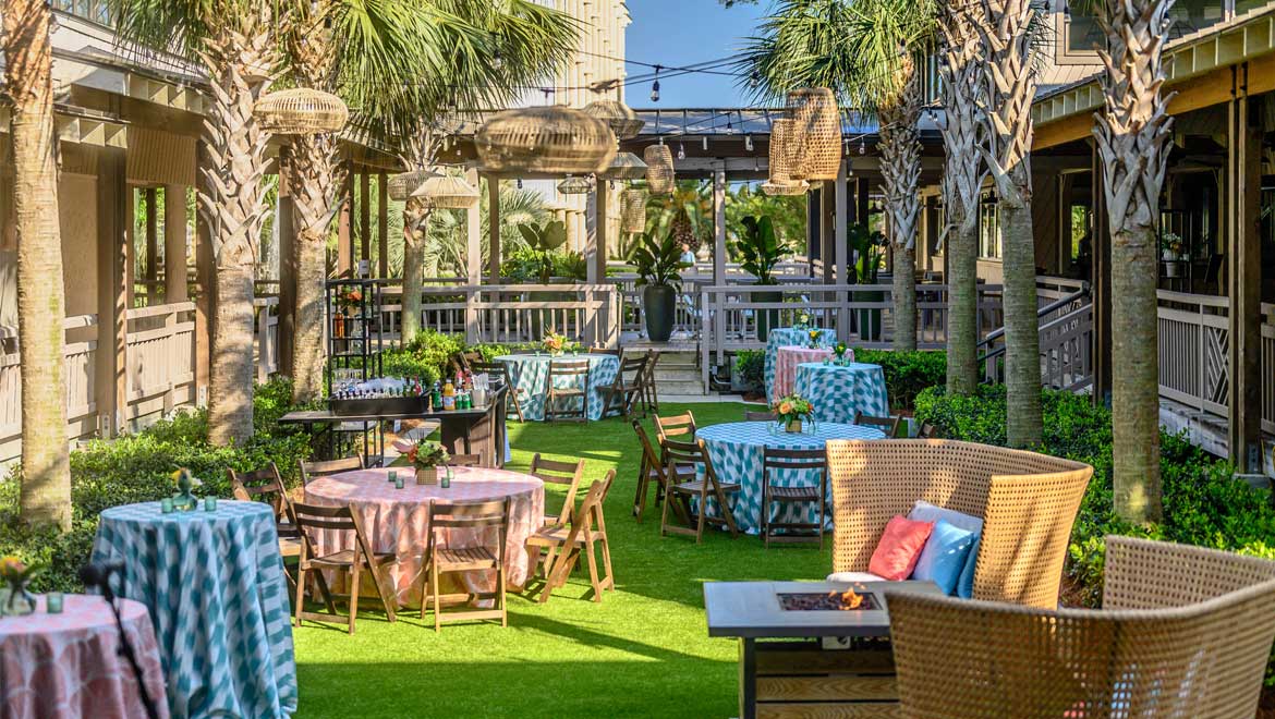Palmetto Courtyard