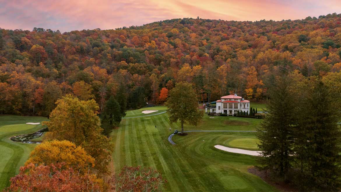Rubinos and golf course in the fall