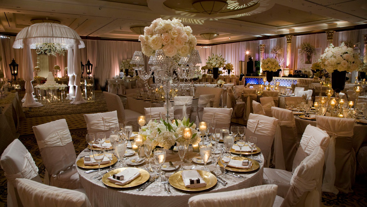  Houston  Wedding  Venues  and Receptions  Omni Houston  Hotel