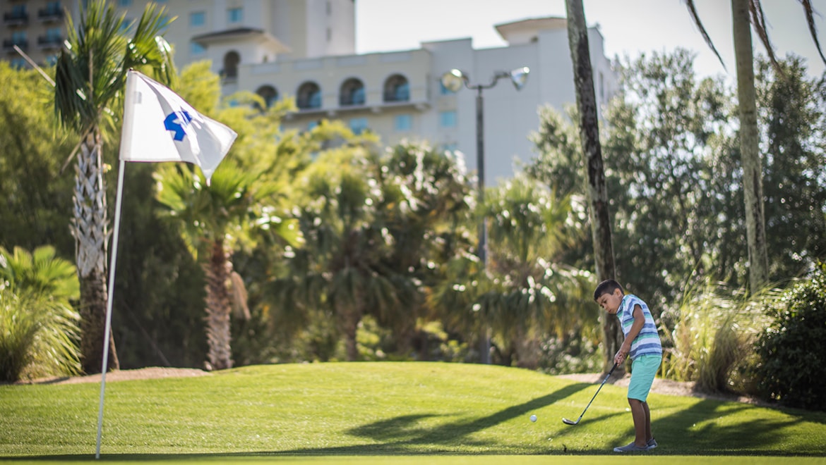 Champs Par 3 Course