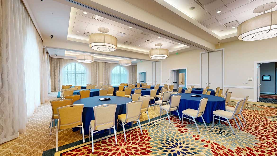 Meeting room with round tables