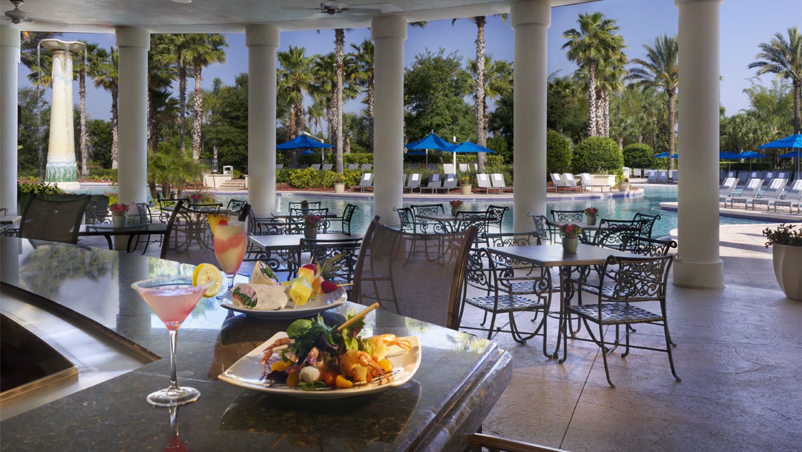 Outdoor seating at Croc's Restaurant 