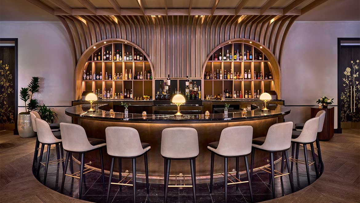 bar