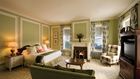 Guest room and living area at Mount Washington 