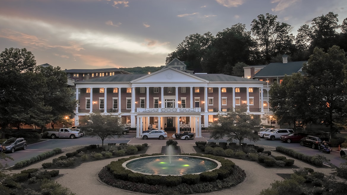 Exterior of the front of hotel.