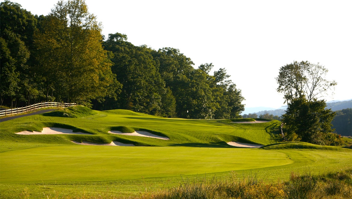 Resort golf in Bedford Springs