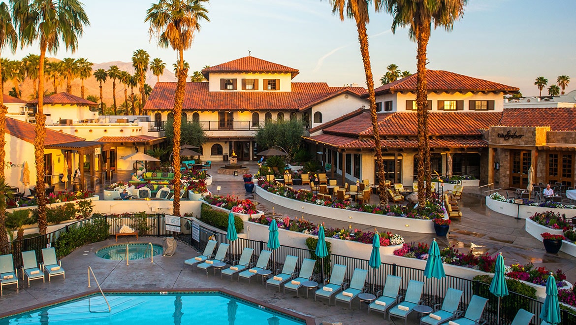 resort plaza