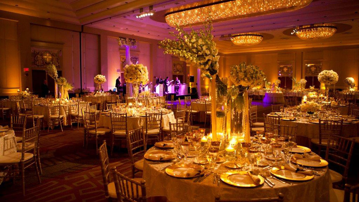 Providence hotel ballroom wedding table setup 