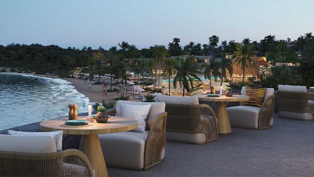 Dining by the beach
