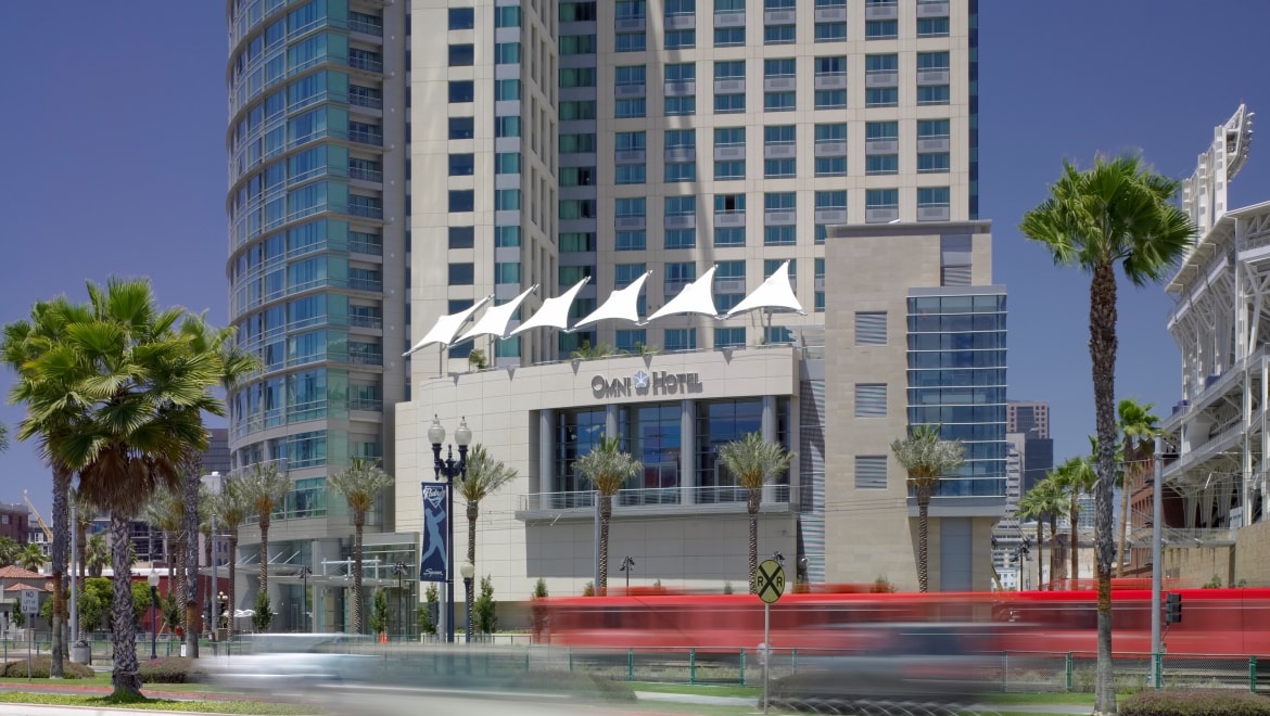 Hotel Exterior 
