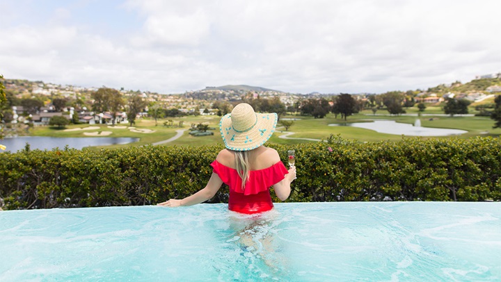 Edge Adult Pool - Omni La Costa Resort & Spa