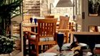 Ostra patio