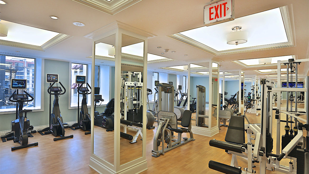 Toronto fitness room King Edward
