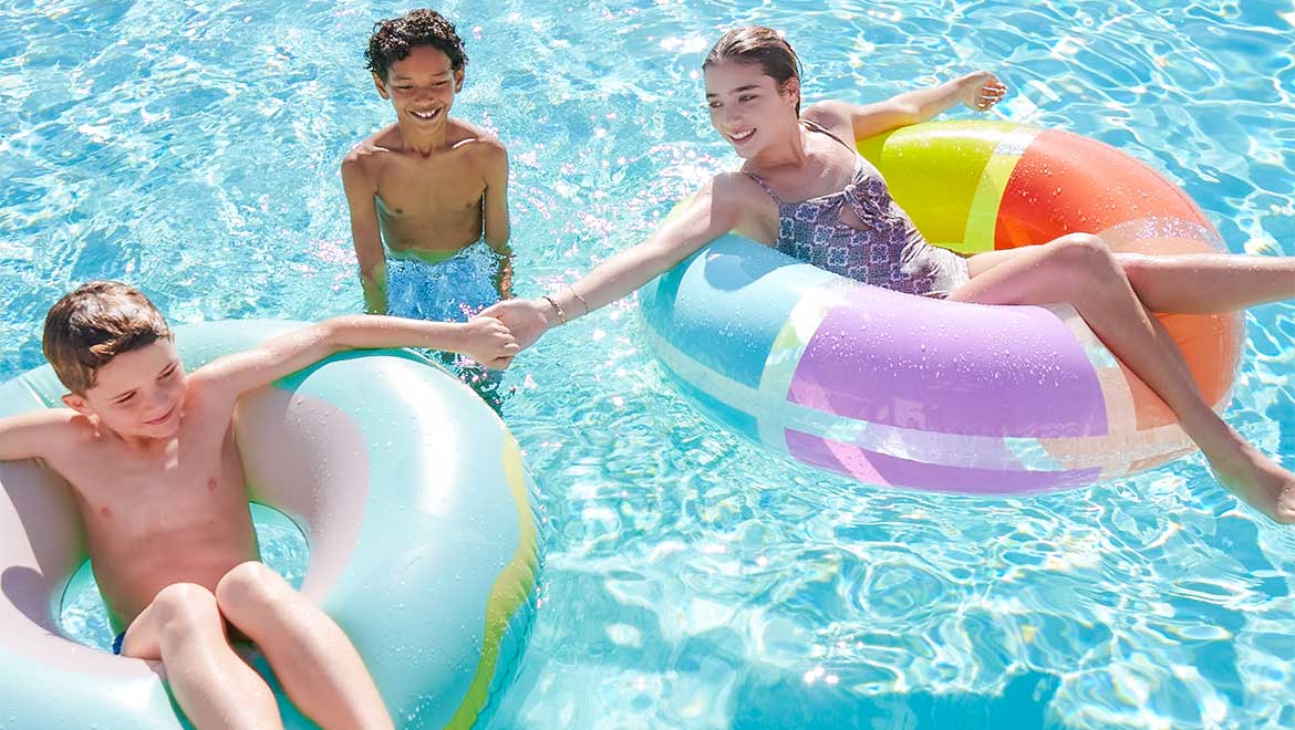 kids swimming in pool