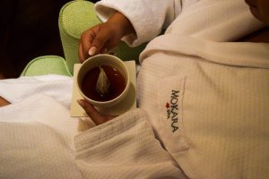 Refreshing tea in Mokara robe